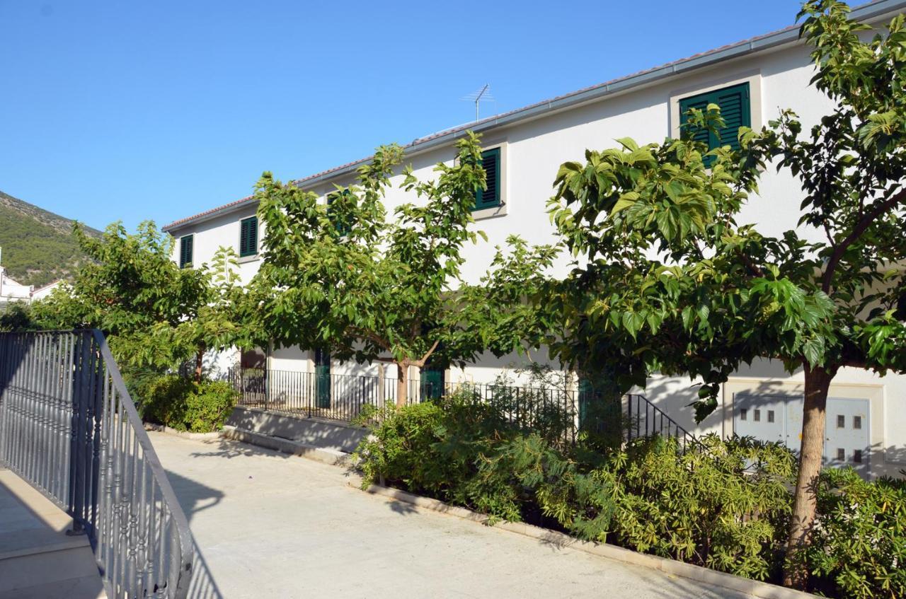 Apartman Ananda Bol - 2 Bedrooms, 7 Beds Exterior foto