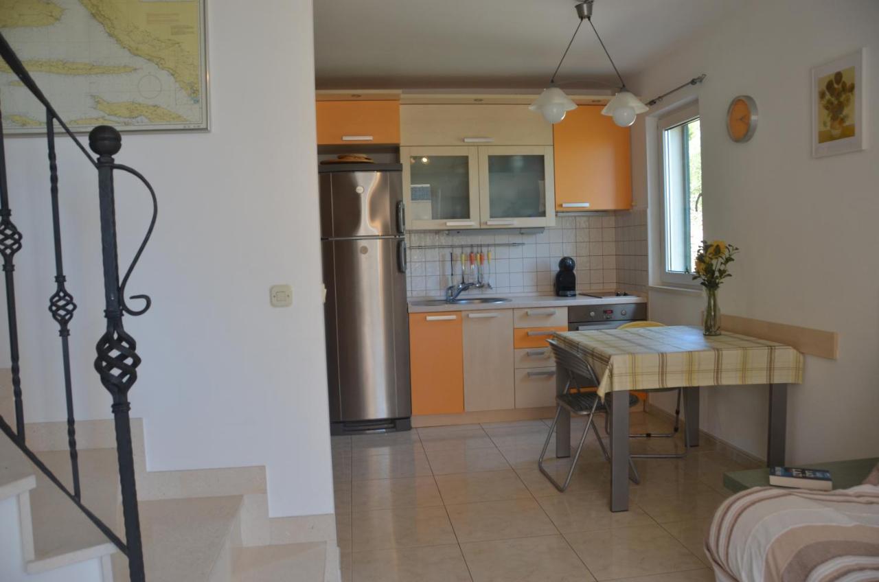 Apartman Ananda Bol - 2 Bedrooms, 7 Beds Exterior foto